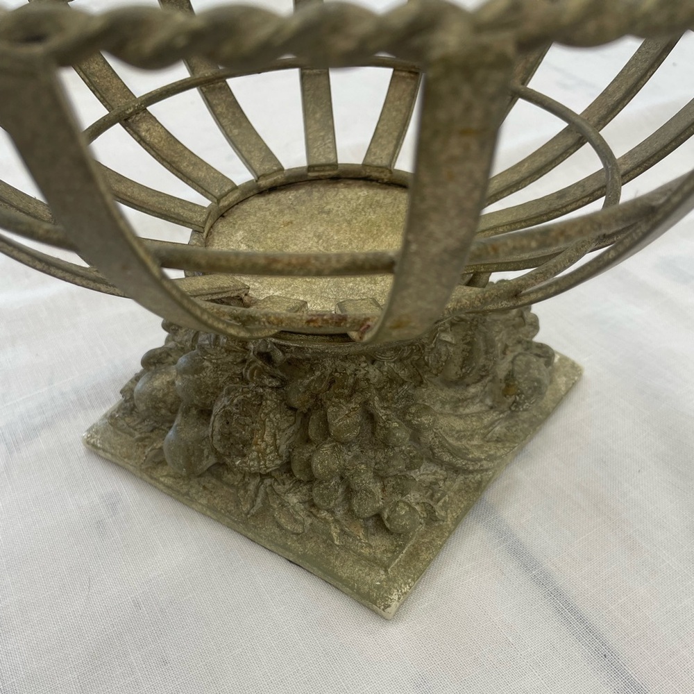 Vintage Old World European Heirloom Style Gold Metal Kitchen Decor Basket